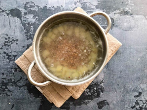 Грибной суп из шампиньонов с гречкой - фото шаг 3