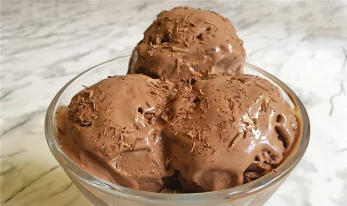 Шоколадное мороженое: рецепт с шоколадной крошкой, из какао, со сливками