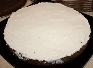 Мажем кремом