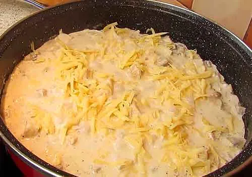 посыпаем сыром