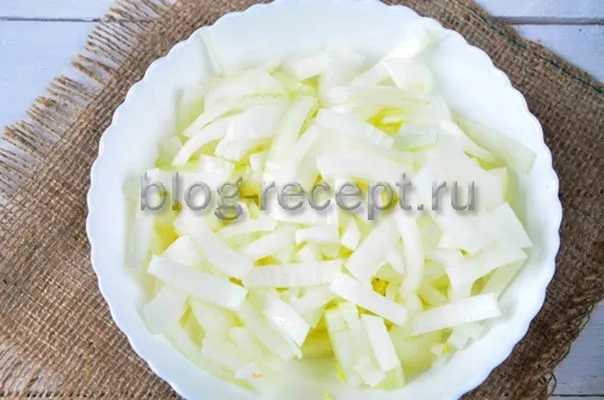 Жульен с курицей и грибами