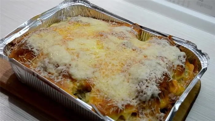 курица с ананасами в духовке под сыром готов
