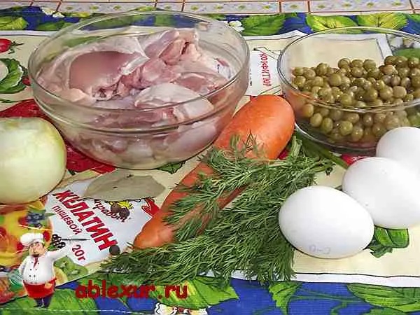 Продукты для заливного, курица, яйца, морковь, желатин