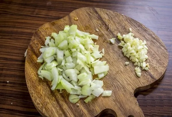 Картошка в сливках в духовке, мультиварке, на сковороде. Рецепты пошагово