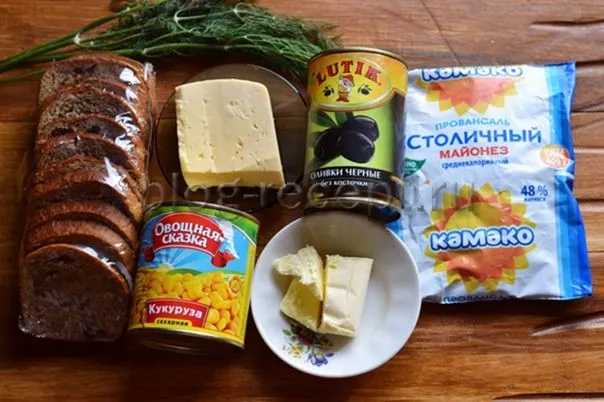 Салат подсолнух с копченой курицей