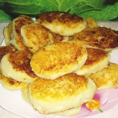 Картофельные зразы с капустой и грибами - рецепт с фото