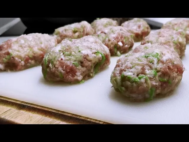 Котлеты с кабачками и картошкой